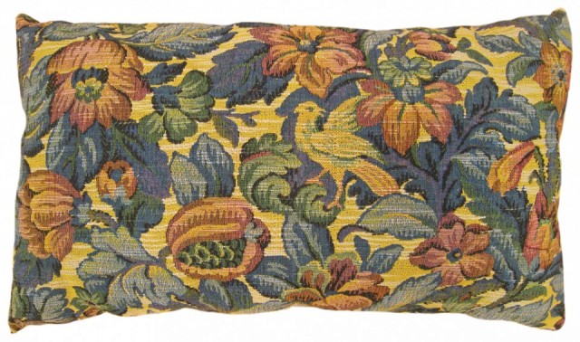 1395 Jacquard Tapestry Pillow 1-2 x 2-0