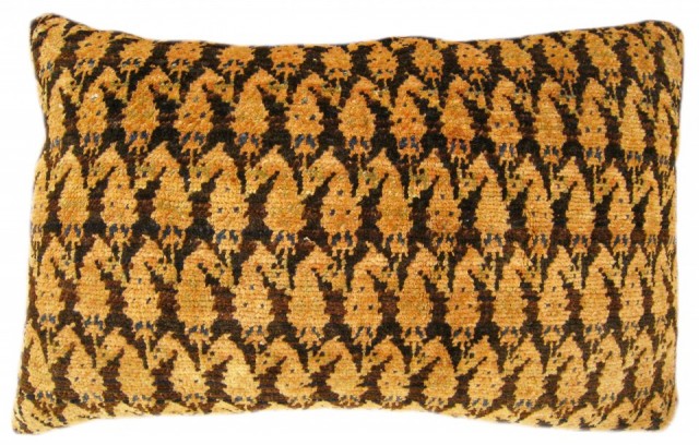 1509 Persian Saraband Carpet Pillow 1-10 x 1-3