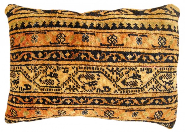 1511 Persian Saraband Carpet Pillow 1-8 x 1-3