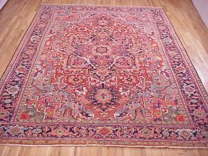 Antique Persian Heriz - Item #  29310 - 12-4 H x 9-6 W -  Circa 1910