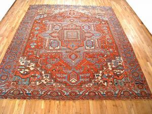 Antique Persian Serapi - Item #  29494 - 12-3 H x 10-3 W -  Circa 1910