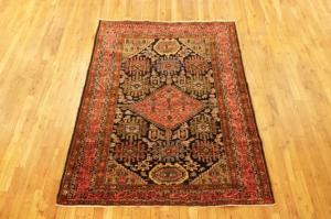 Antique Persian Malayer - Item #  32349 - 6-5 H x 4-6 W -  Circa 1900