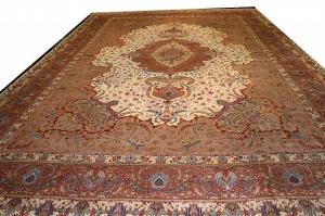 Vintage Persian Tabriz - Item #  37069 - 20-0 H x 12-11 W -  Circa 1980